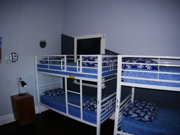 female 5 bed